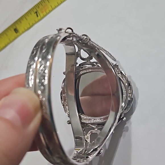 Whiting and Davis Clamper Style Bracelet - Picture 3 of 4